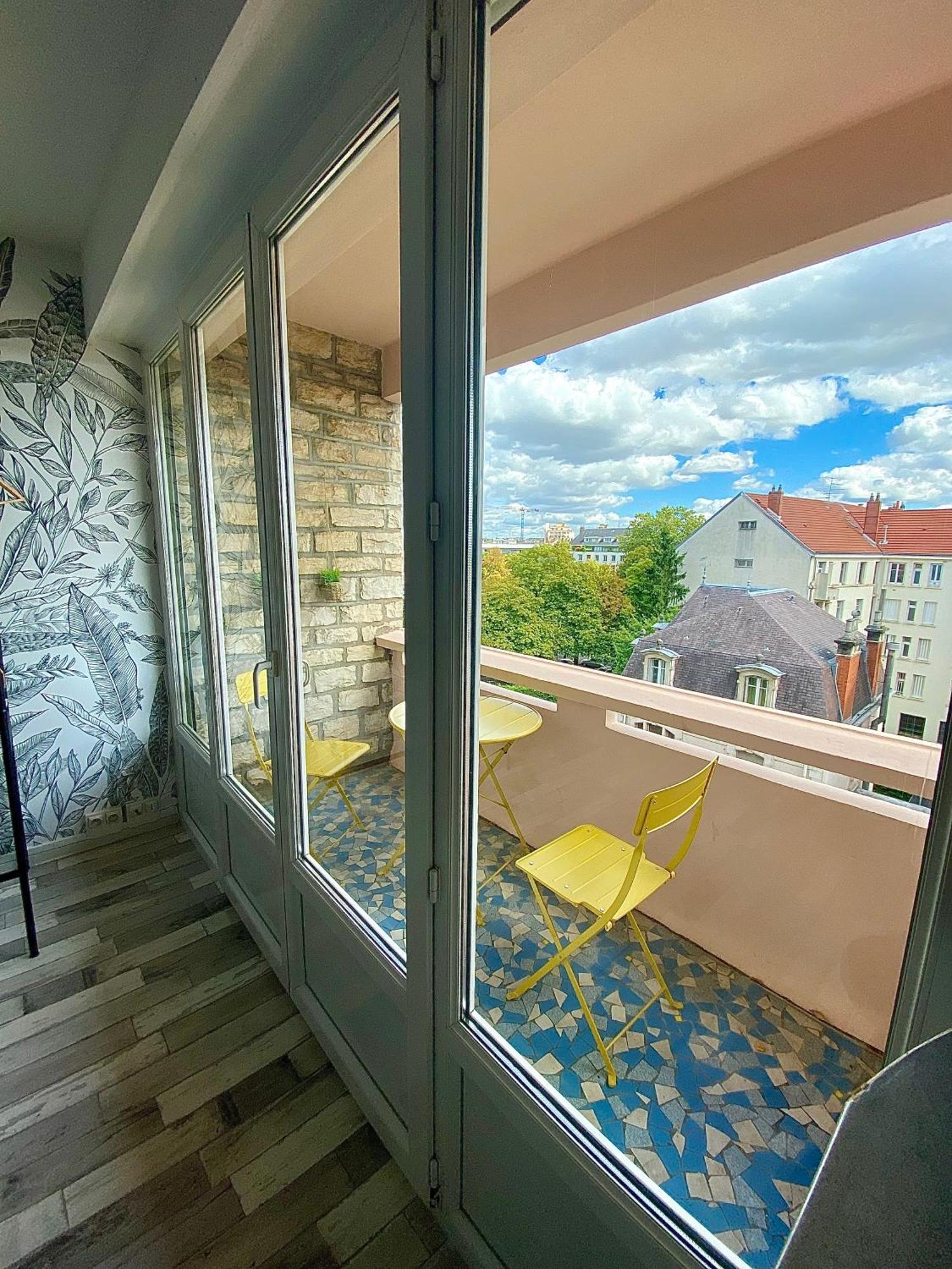 Centre Ville Dijon Wilson *Chez Charles* 2Ch Exterior foto